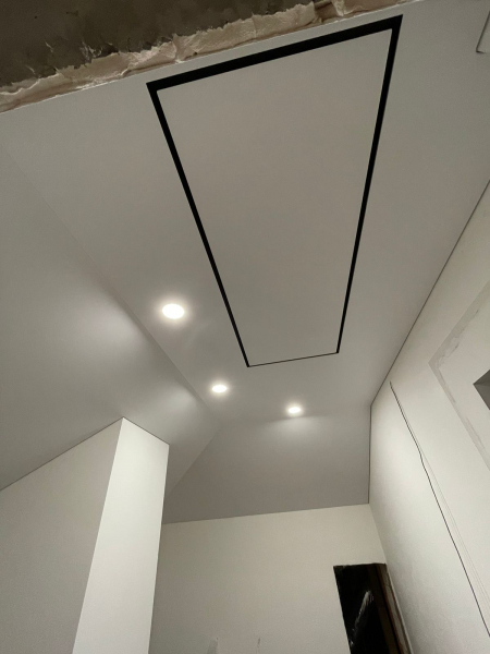 Ниши SLOTT в потолке