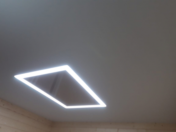 Фото натяжного потолка