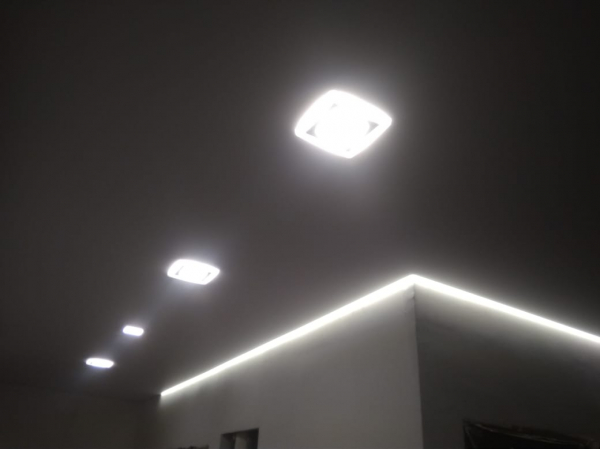 Потолок в прихожую