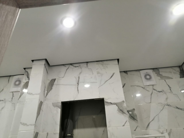 Потолок в коридор