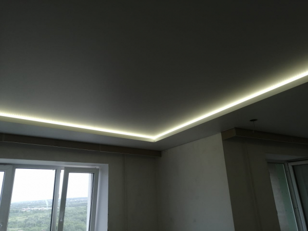Потолок с подсветкой
