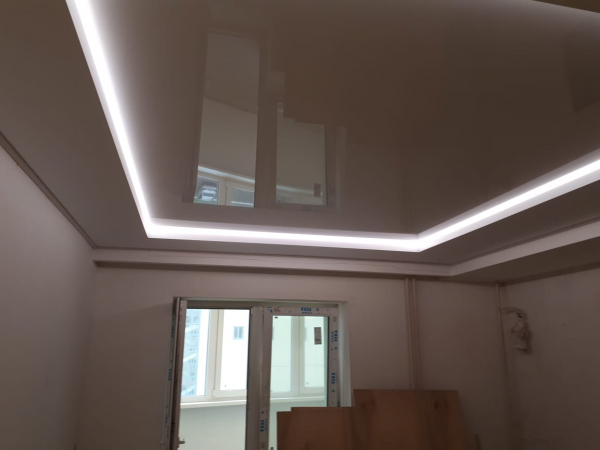 Потолок с подсветкой