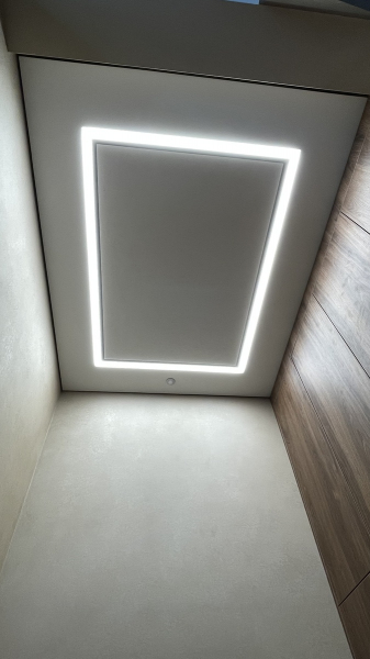 Световое полотно на потолке