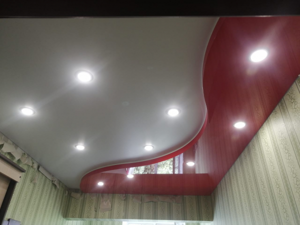 Двухуровневый потолок на кухню