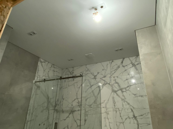 Потолок в ванной в Саранске