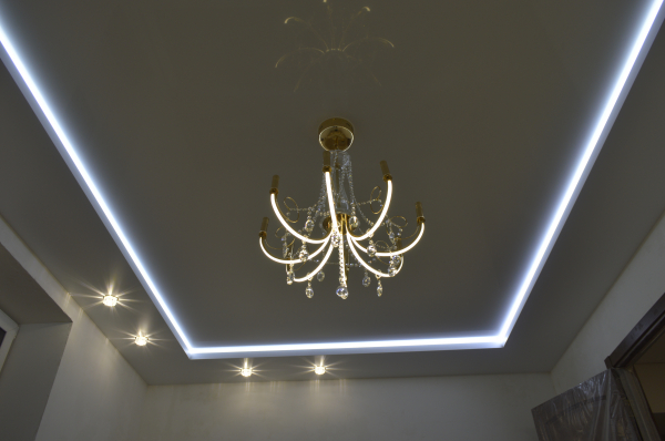 Фото натяжного потолка